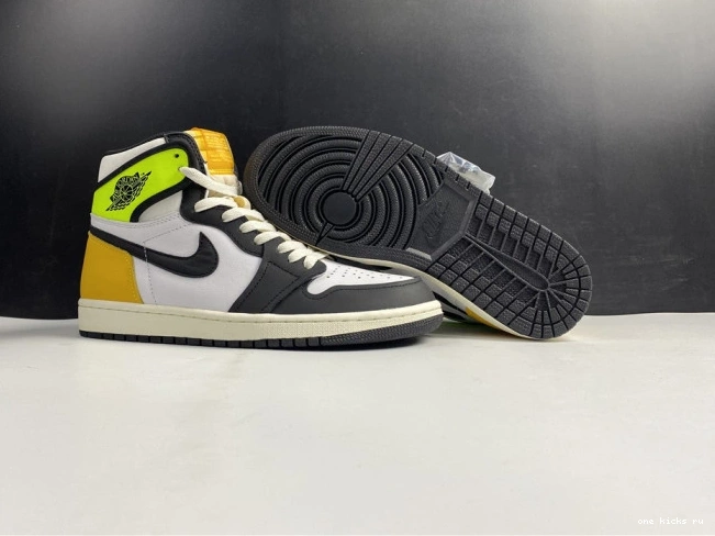 Rep Onekick 1 OG 'VOLT RETRO JORDAN HIGH GOLD' 555088-118 AIR 0720
